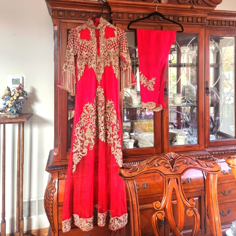 Pakistani party wear